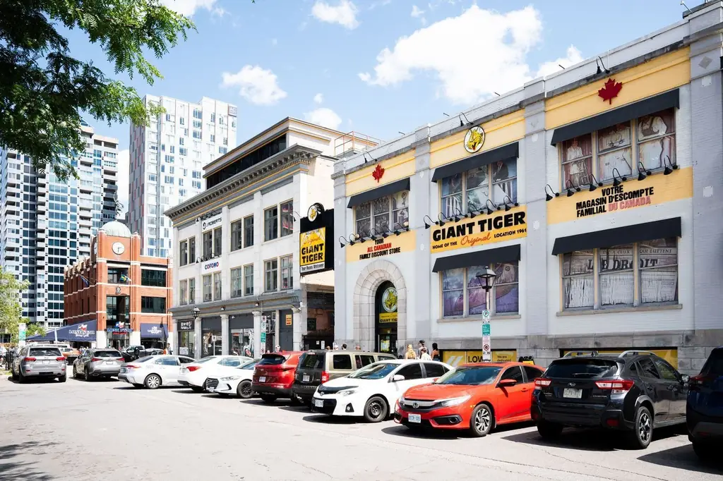 Street view of Ottawa featuring Giant Tiger and modern architecture