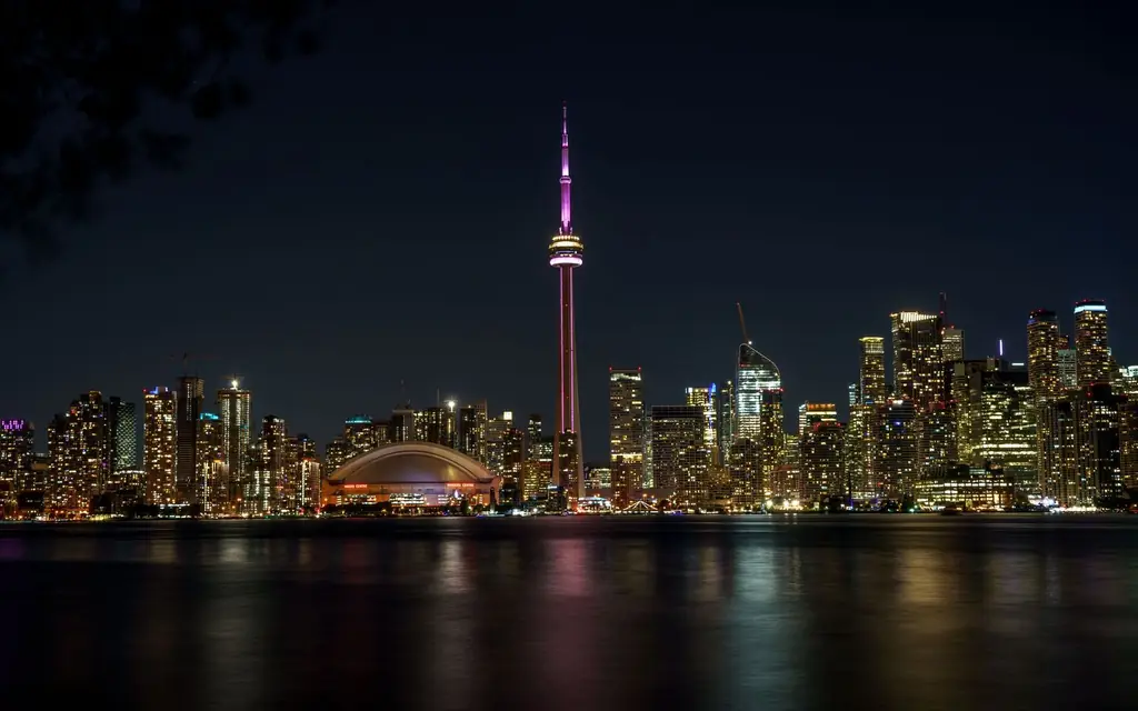 Night view of Toronto skyline featuring the CN Tower